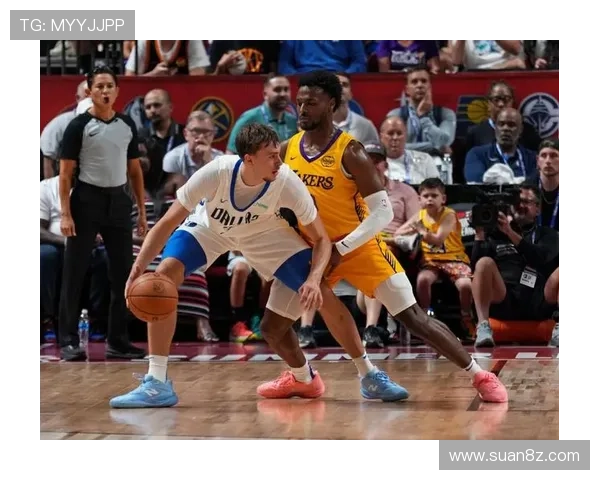 NBA状元弗拉格季前赛首秀闪耀助达拉斯主场力克雷霆迎开门红